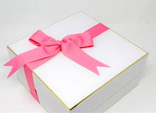 Load image into Gallery viewer, Limited Edition Pamper Me Set with keepsake box